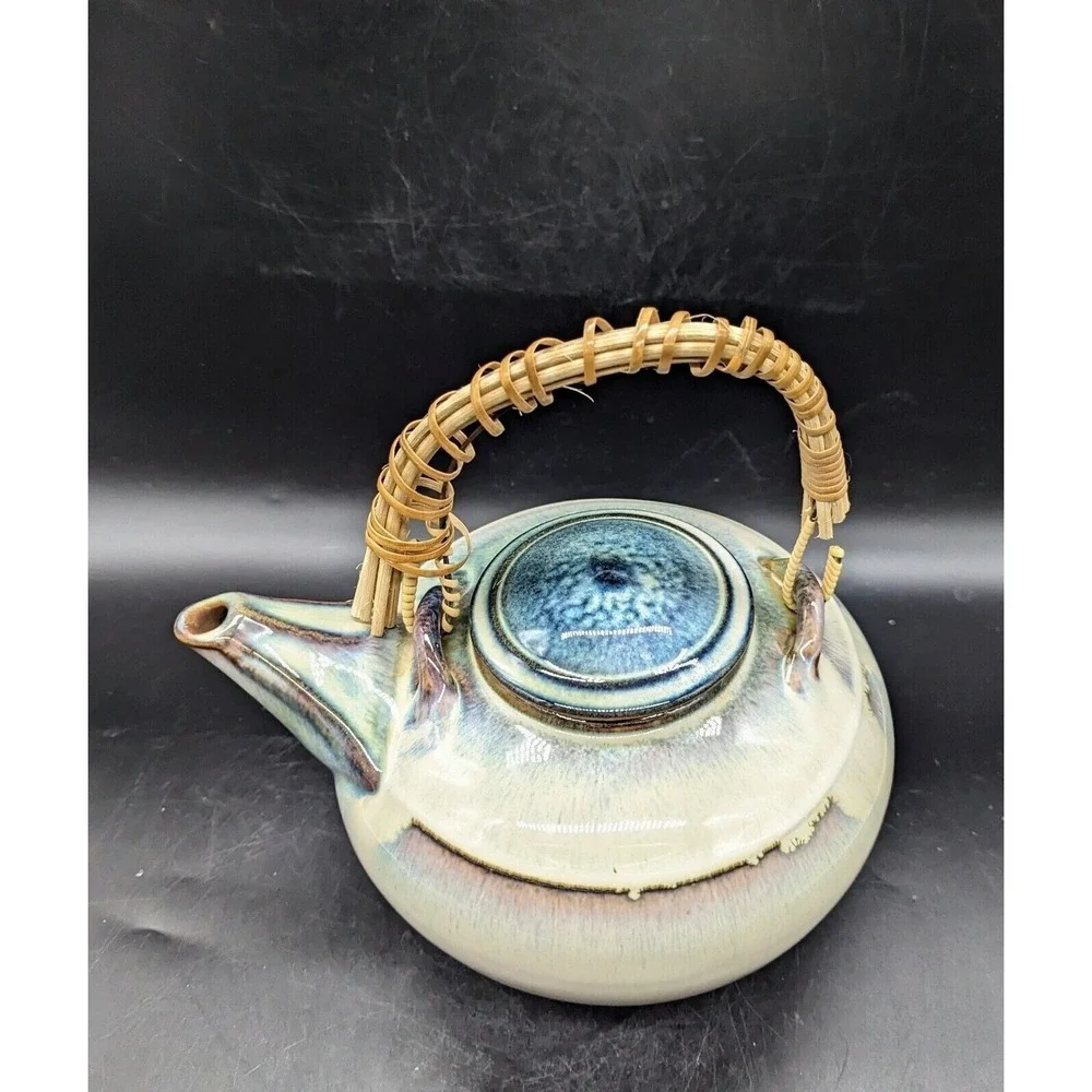Bill Campbell Art Pottery Tea Pot Bamboo Handle 6‎ cup Blues Beige Unsigned